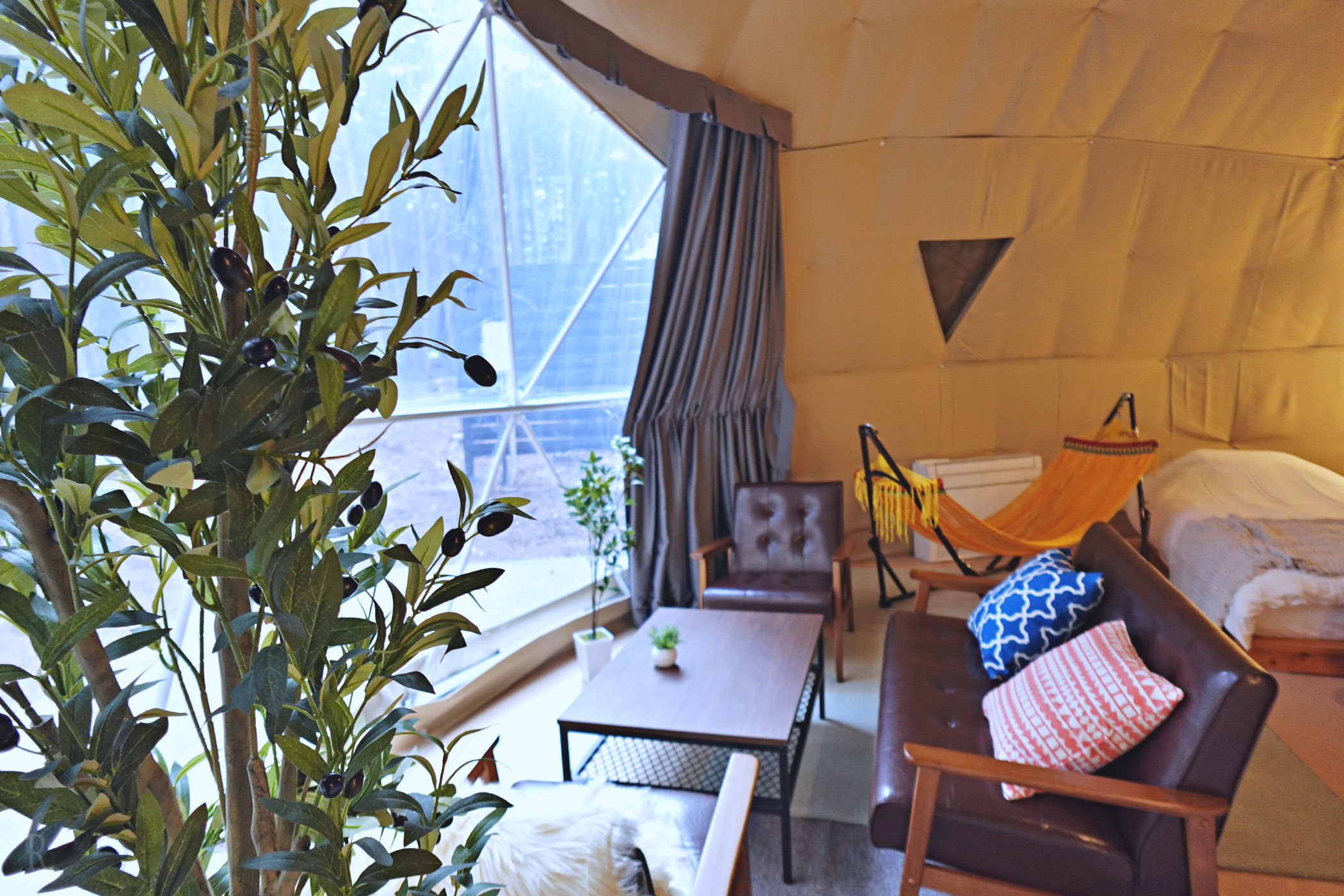 ドームテント室内